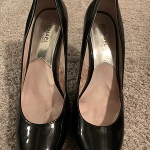 Michael Kors Black heels